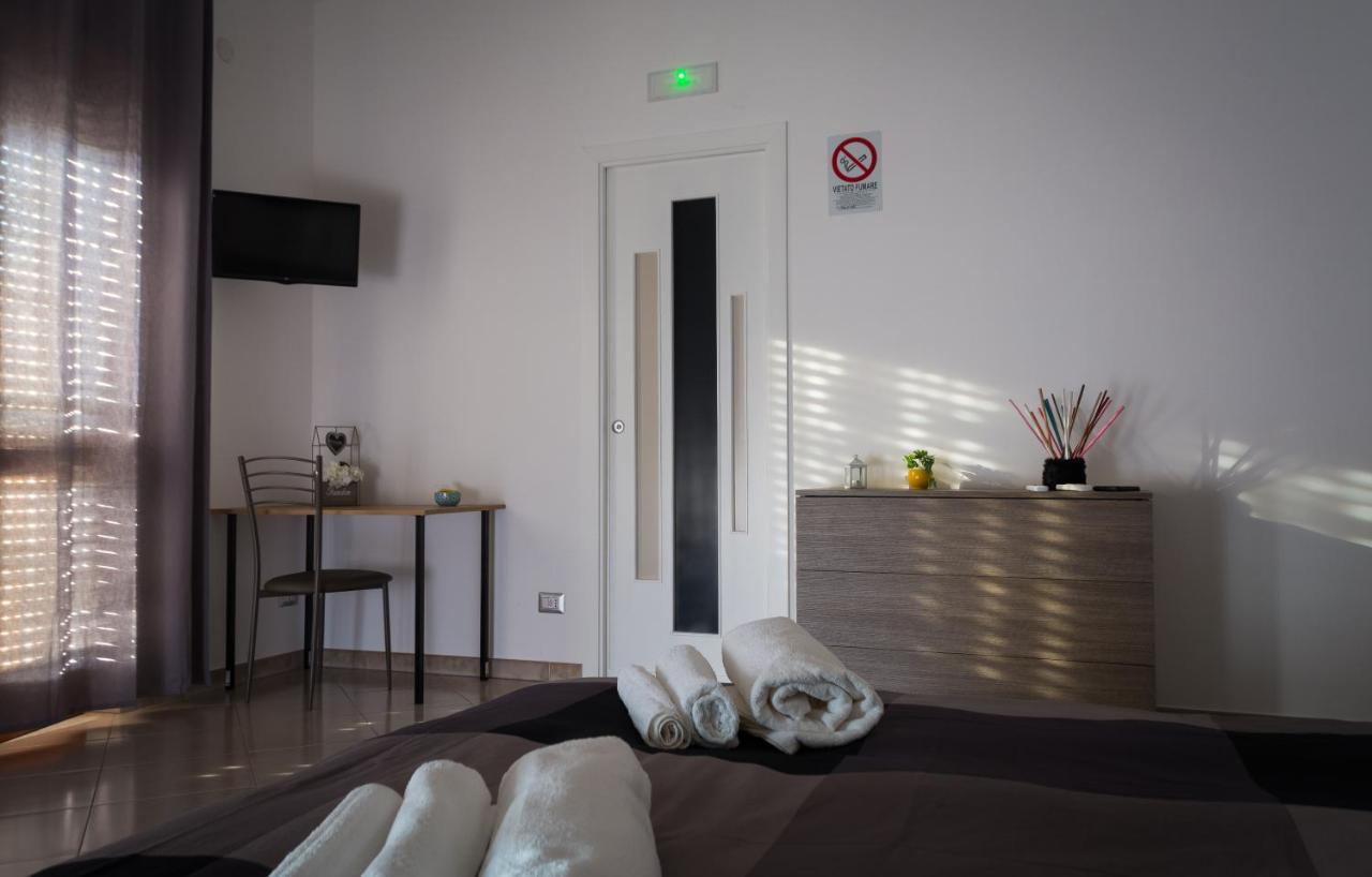 Raro'S Home Bed & Breakfast Pompei Exterior photo